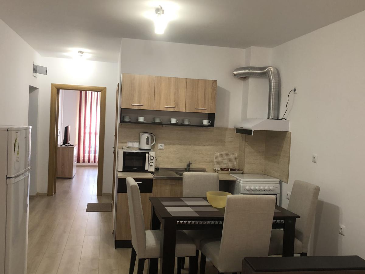 Apartamenti Eli Pomorie Luaran gambar