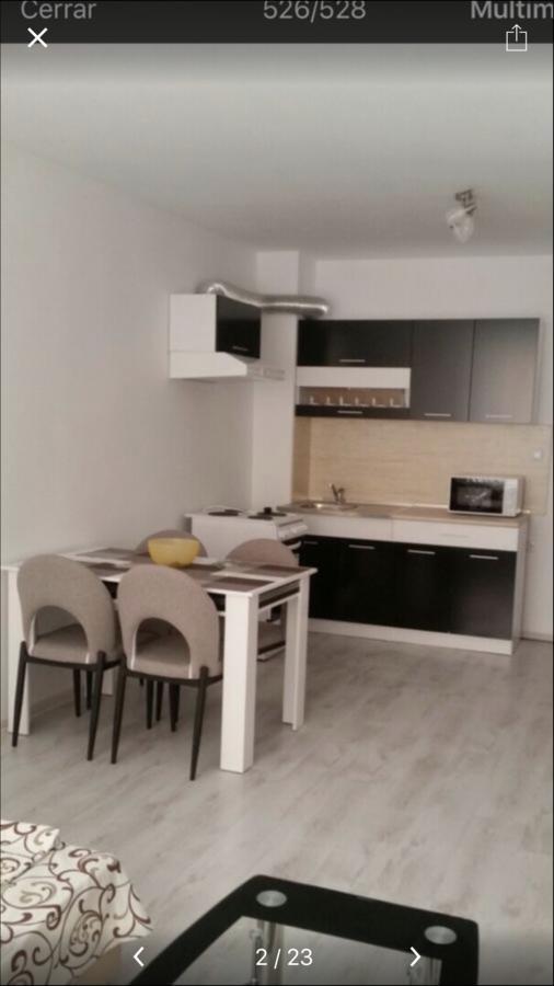 Apartamenti Eli Pomorie Luaran gambar